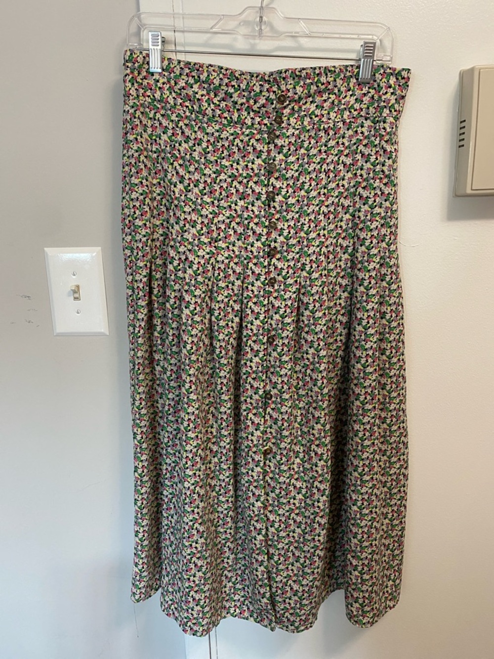 H&M Floral Button-Front Midi Skirt in Pink and Green